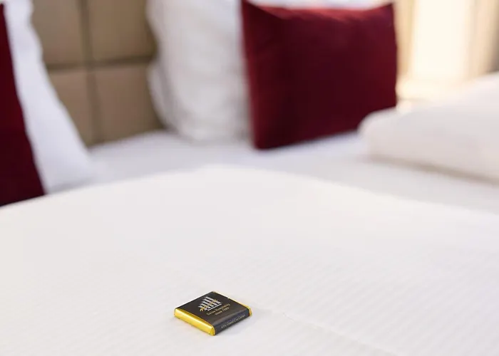 Готель St.gotthard 4*