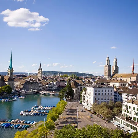 Готель St.gotthard 4*